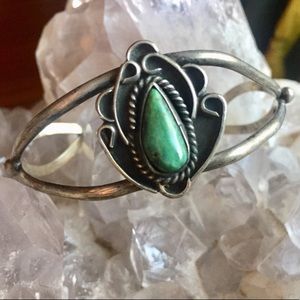 Southwestern Vintage Green Turquoise Stone Bracelet